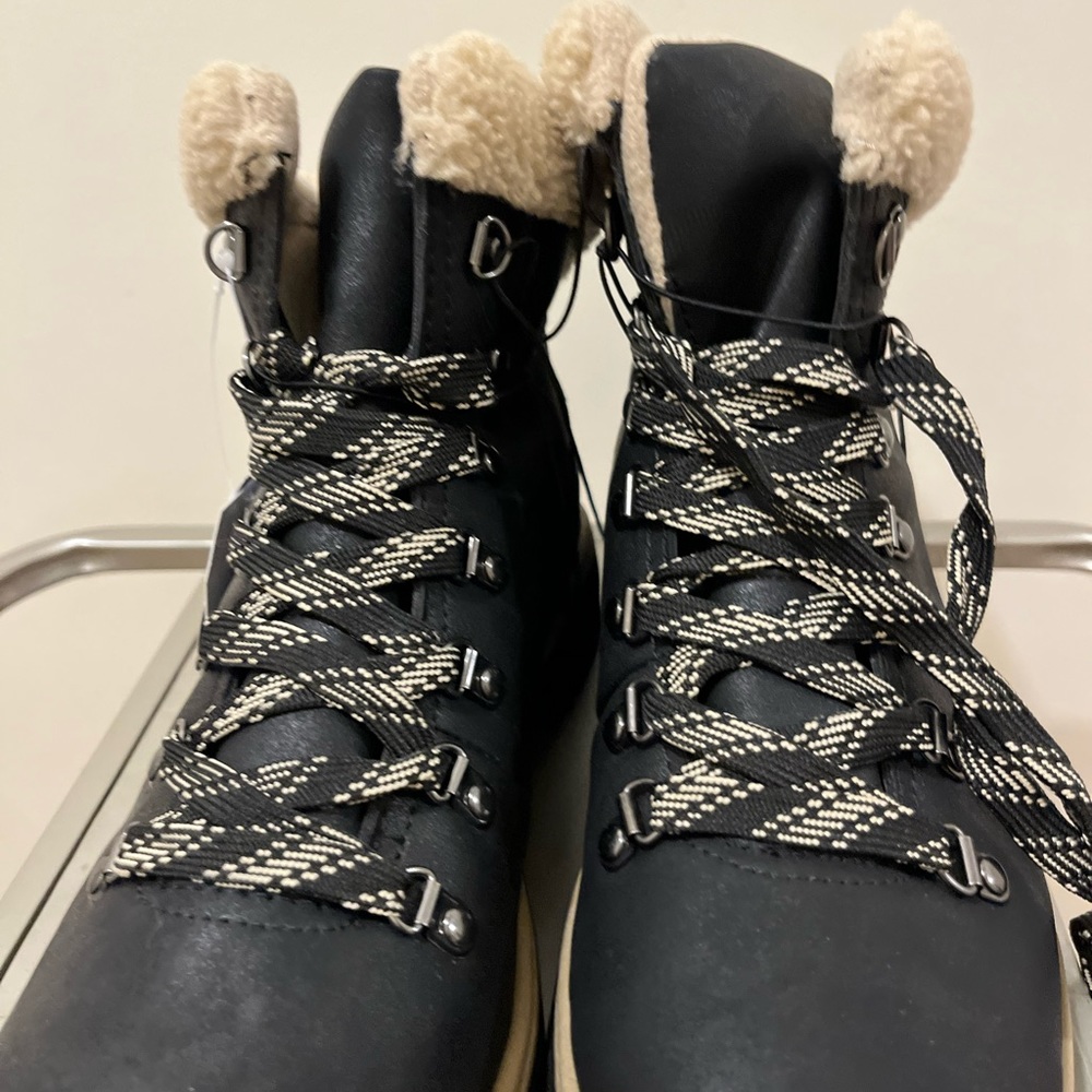 Net Walmart boots - Picture 4 of 5